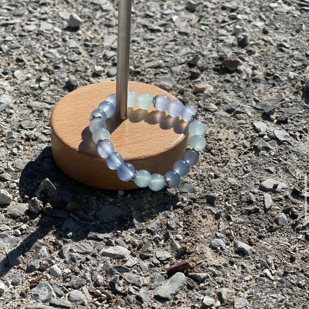 Elegant Blue Beaded Bracelet